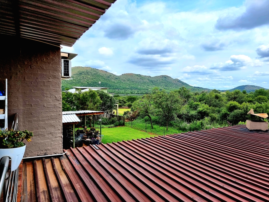 4 Bedroom Property for Sale in Mooinooi North West